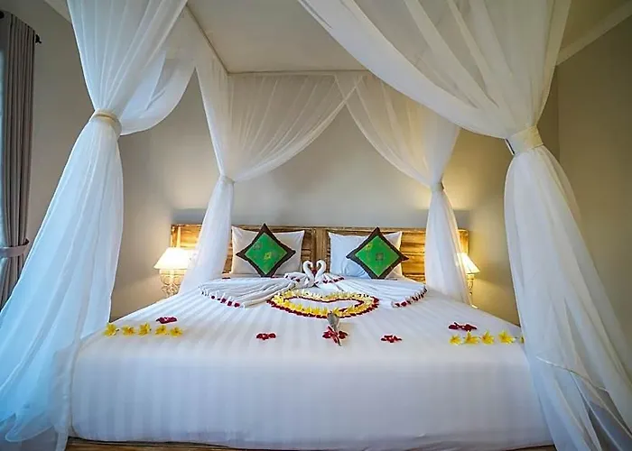 Tropical Garden 2 Hotel 3*