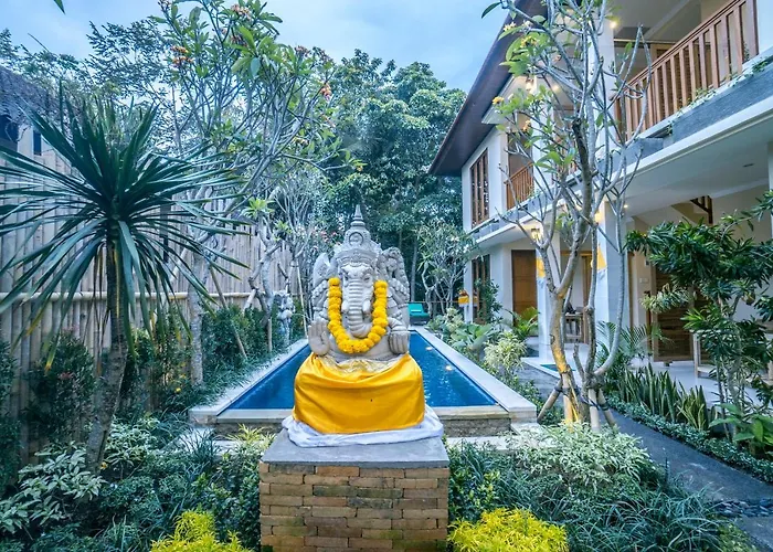 Tropical Garden 2 Hotel 3*